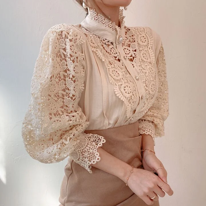 Lace Hollow Flower Stitching Long-Sleeved Stand Collar Shirt Collared T-Shirt Boat Neck A-Line